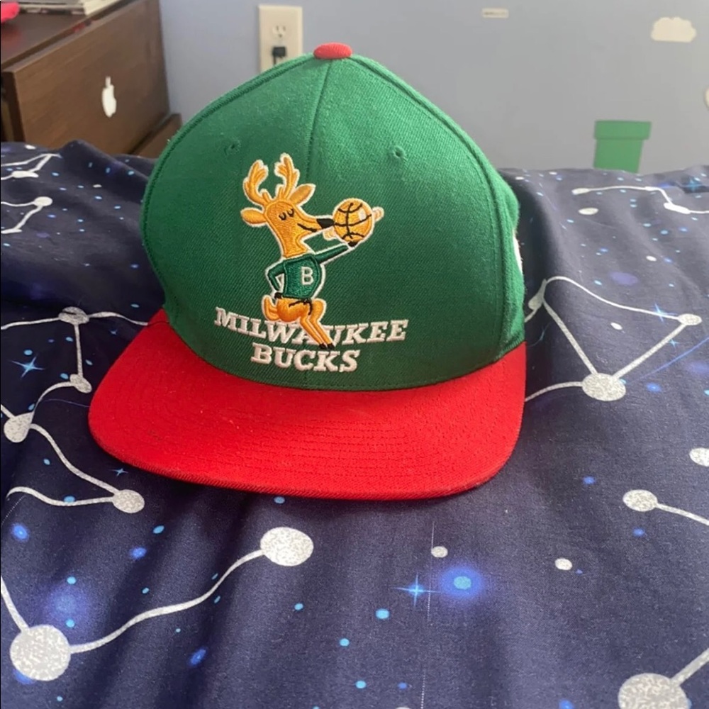 Milwaukee Bucks SnapBack